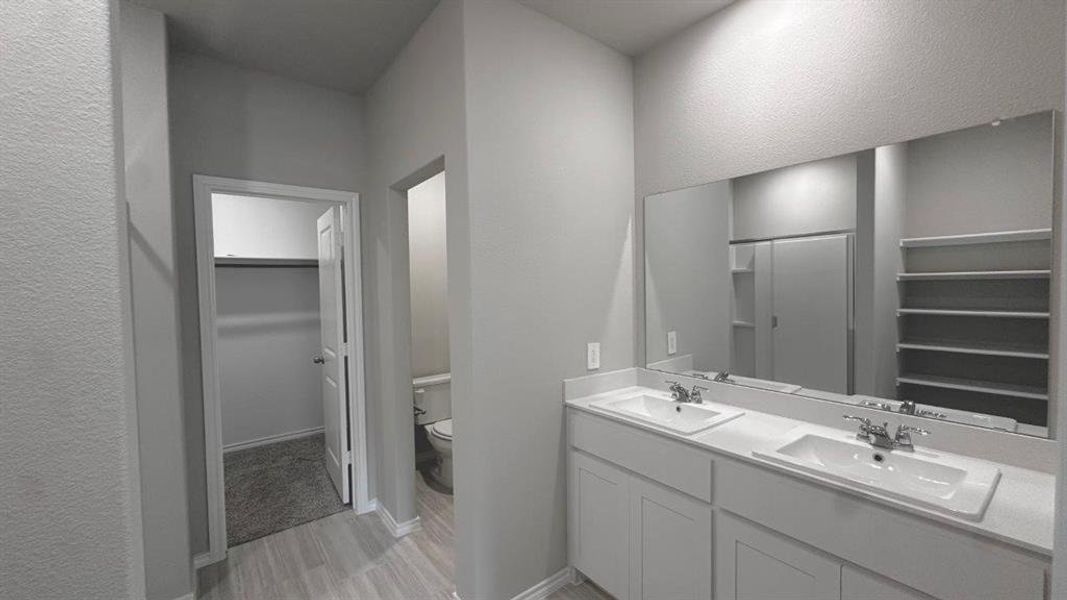 Furnished interior view inside a new home in Sunnycreek, Fort Worth (Image 8). Furnished interior view inside a new home in Sunnycreek, Fort Worth (Image 8).