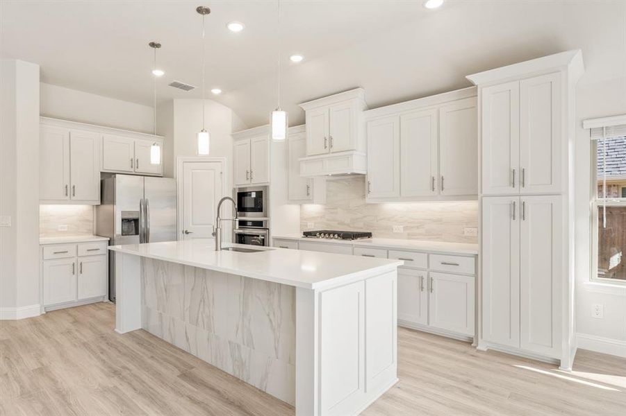 Furnished interior view inside a new home in Terracina, Rockwall (Image 13).