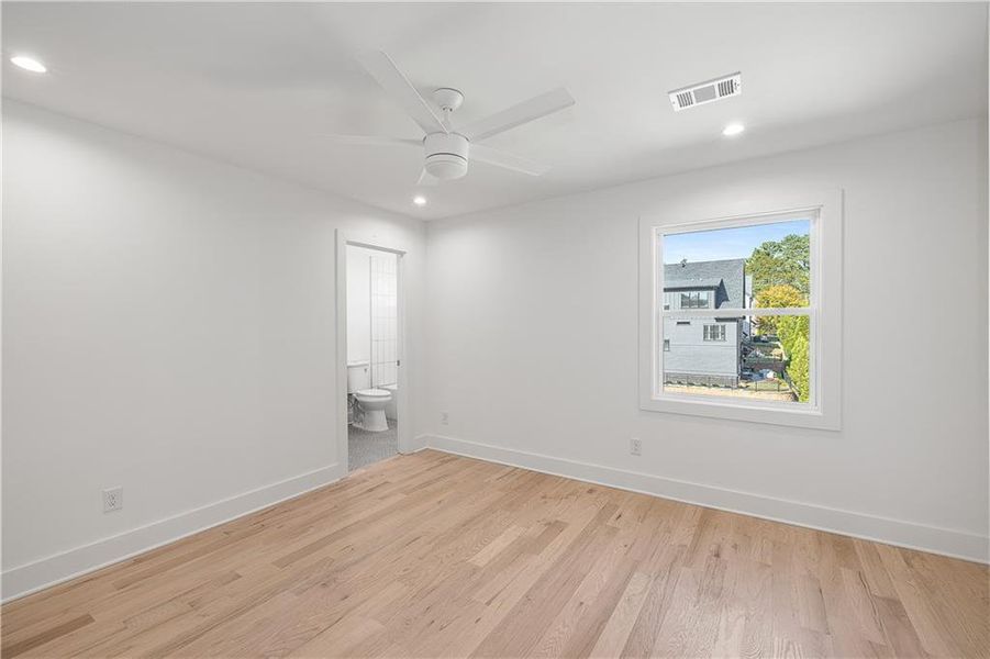 Spacious, unfurnished interior of a new home in , Smyrna (Image 23).