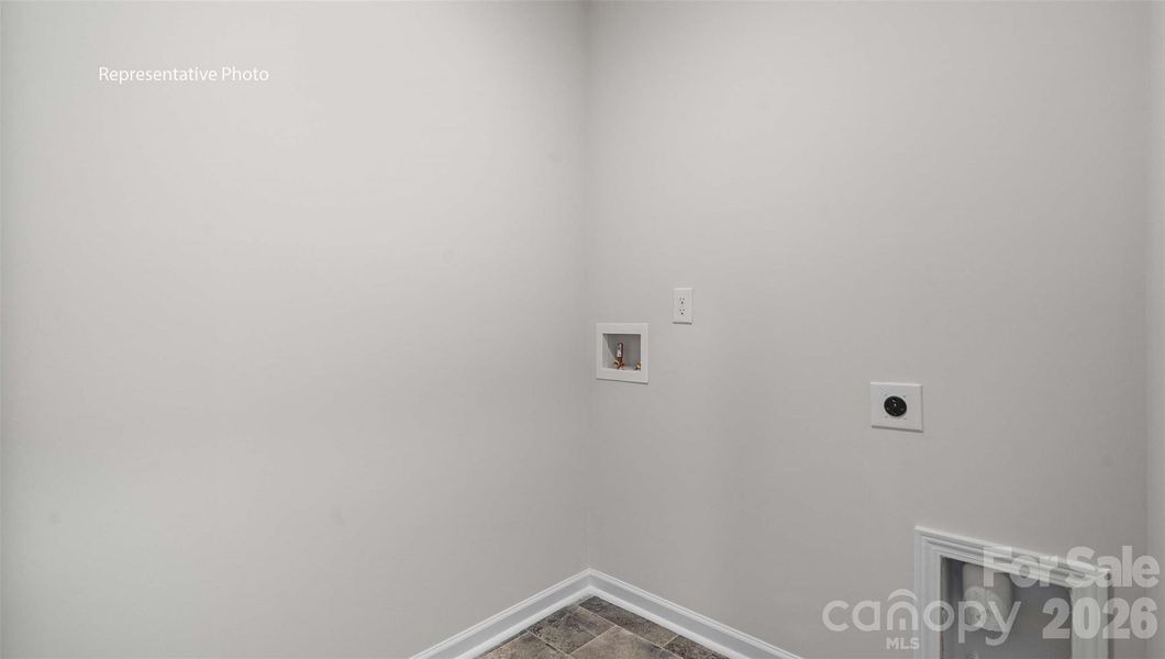 Spacious, unfurnished interior of a new home in Clark Creek Landing, Lincolnton (Image 22).