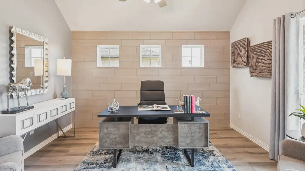 Furnished interior view inside a new home in Hulen Trails, Fort Worth (Image 4).