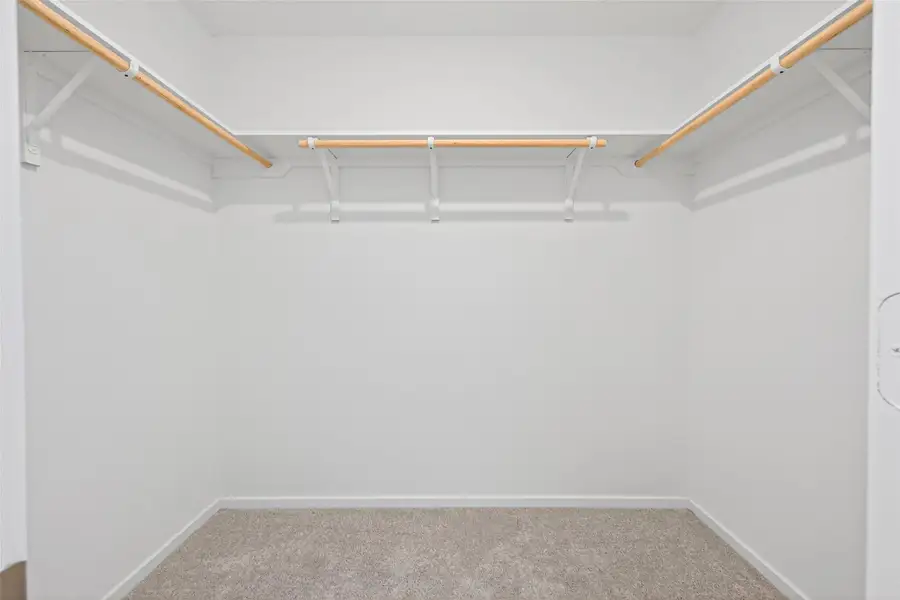 Spacious, unfurnished interior of a new home in , Houston (Image 26).