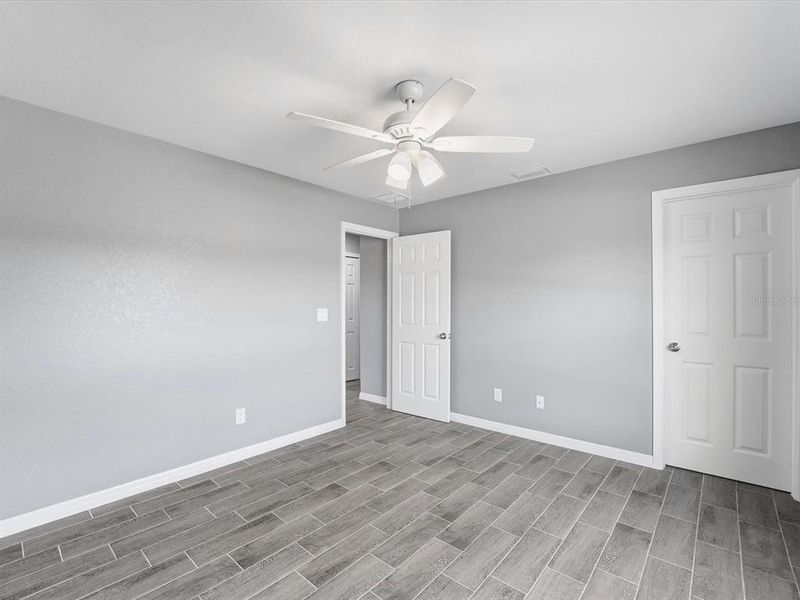 Spacious, unfurnished interior of a new home in , Port Charlotte (Image 27). Spacious, unfurnished interior of a new home in , Port Charlotte (Image 27).