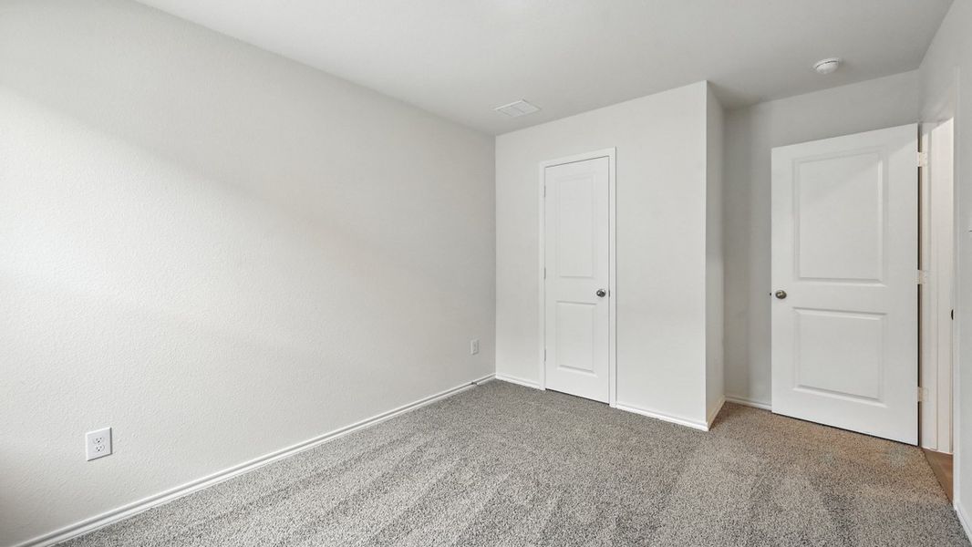 Spacious, unfurnished interior of a new home in Wildcat Ranch, Crandall (Image 14).