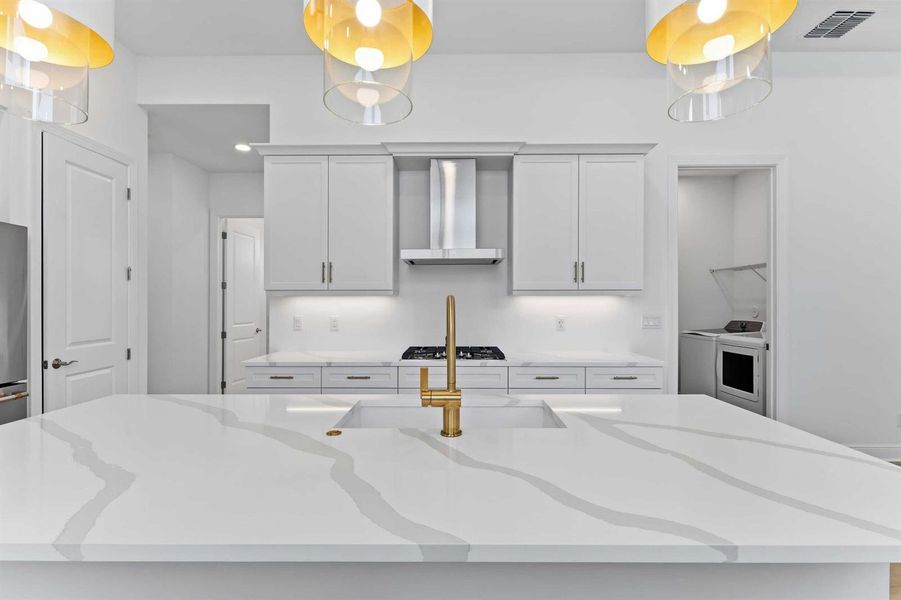 150_SE_Cortile_Ave_vacant-03