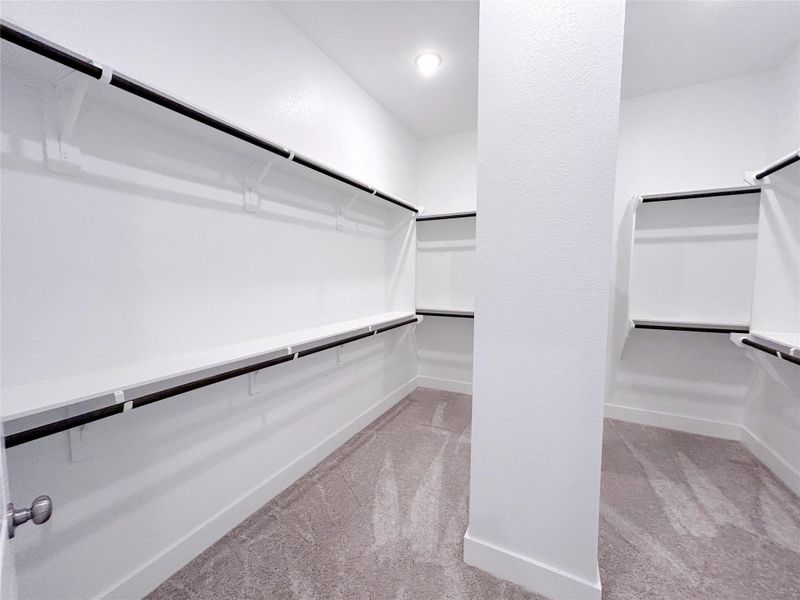 Image 44 of a home in Cross Creek Ranch 45′.