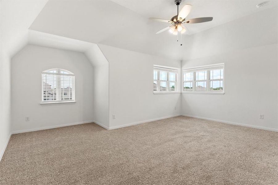 Spacious, unfurnished interior of a new home in , Wylie (Image 31).