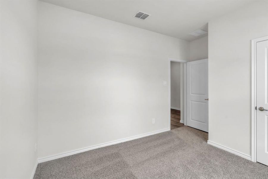 Spacious, unfurnished interior of a new home in The Landing at Hidden Lakes, McKinney (Image 28). Spacious, unfurnished interior of a new home in The Landing at Hidden Lakes, McKinney (Image 28).