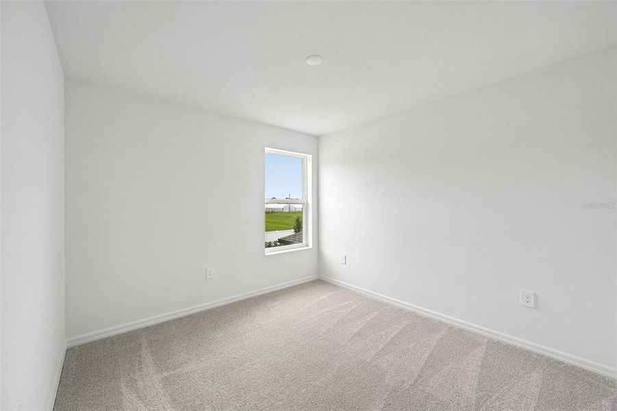 Spacious, unfurnished interior of a new home in Southpointe, Palmetto (Image 28). Spacious, unfurnished interior of a new home in Southpointe, Palmetto (Image 28).