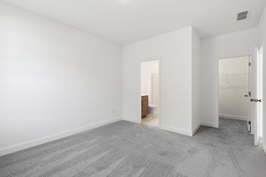 Spacious, unfurnished interior of a new home in Oakmead, Buford (Image 24).