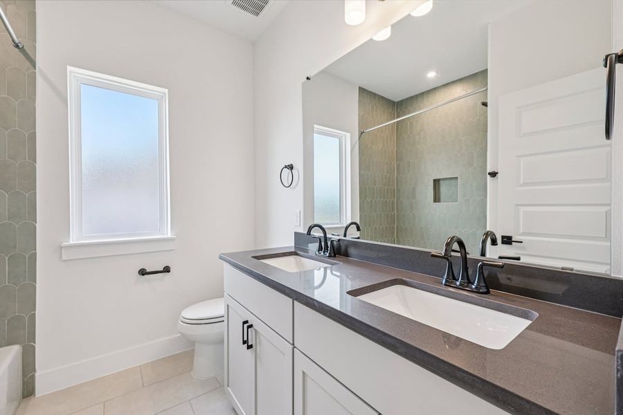 Furnished interior view inside a new home in Sauls Ranch, Round Rock (Image 8).
