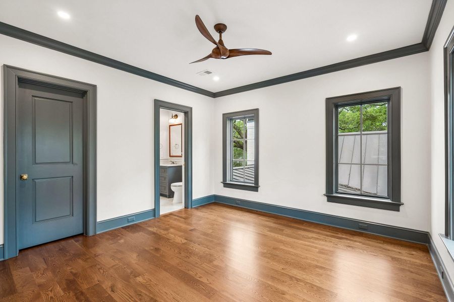 Spacious, unfurnished interior of a new home in , Mount Pleasant (Image 23).