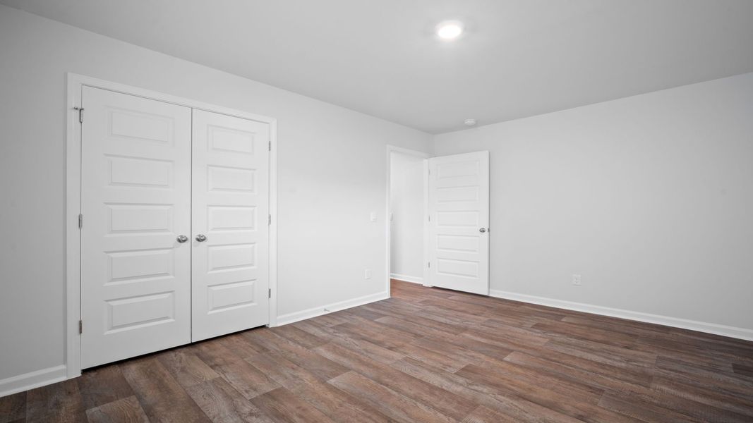 Spacious, unfurnished interior of a new home in Rice Hope, Port Wentworth (Image 21).