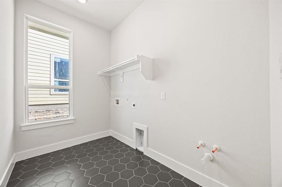 Spacious, unfurnished interior of a new home in The Heights at Uptown Celina, Celina (Image 24). Spacious, unfurnished interior of a new home in The Heights at Uptown Celina, Celina (Image 24).