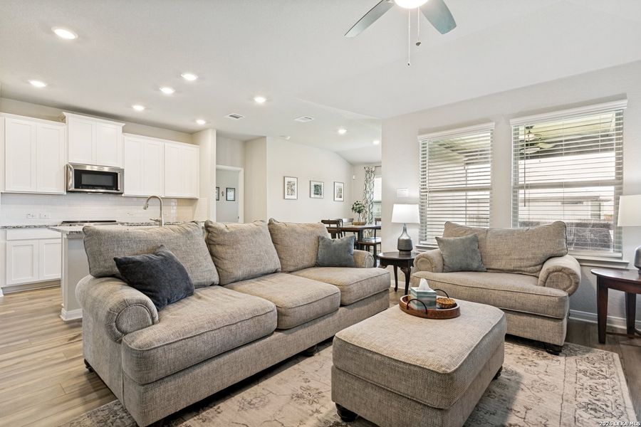 Furnished interior view inside a new home in Lark Canyon, New Braunfels (Image 19). Furnished interior view inside a new home in Lark Canyon, New Braunfels (Image 19).
