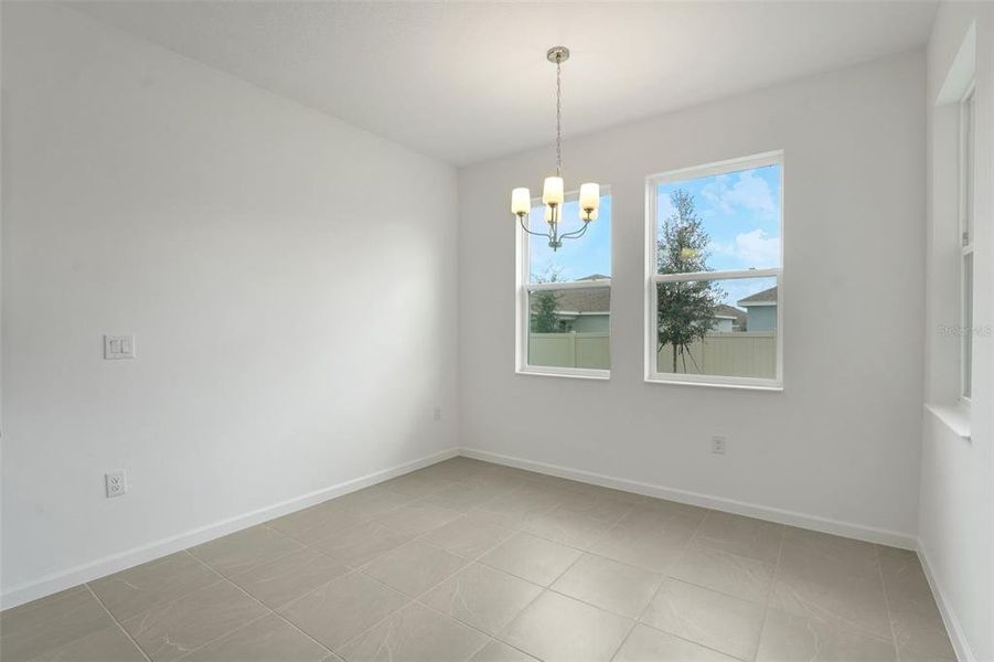 Spacious, unfurnished interior of a new home in Cypress Park Estates, Haines City (Image 24).