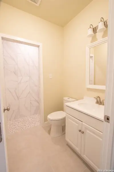 Furnished interior view inside a new home in , New Braunfels (Image 5).