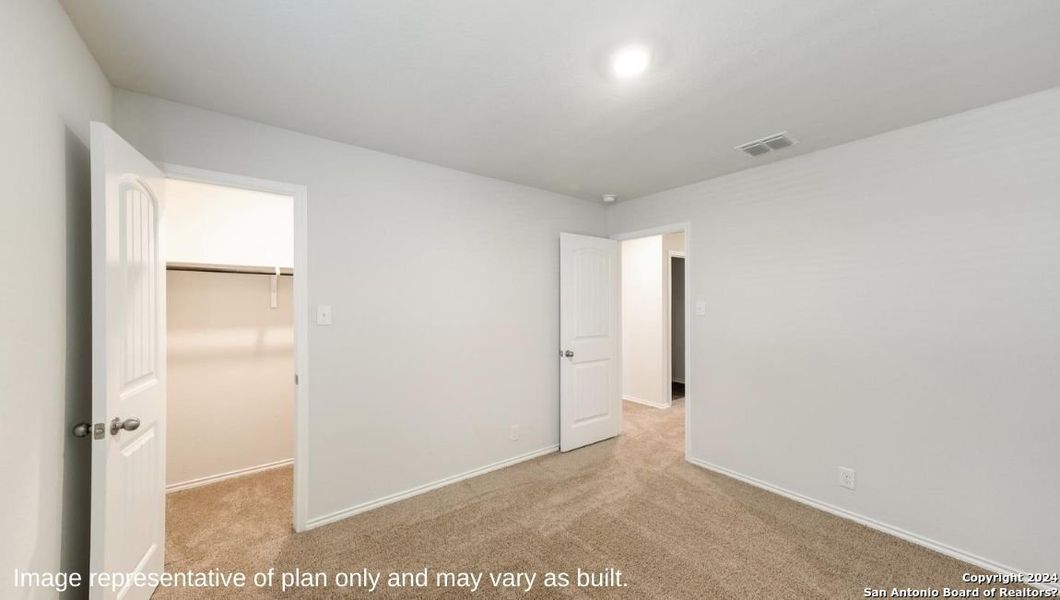Spacious, unfurnished interior of a new home in Langdon, San Antonio (Image 25).