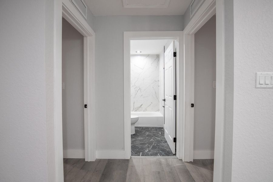 332 W Ventura-25