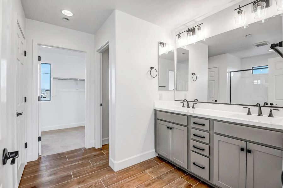 Furnished interior view inside a new home in Icon at Thunderbird, Glendale (Image 36).