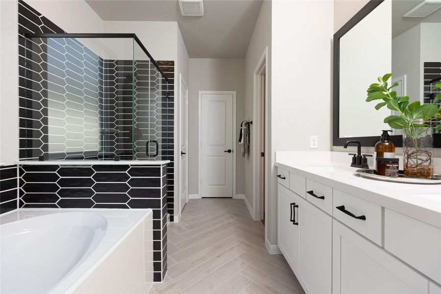 Furnished interior view inside a new home in , Conroe (Image 29).