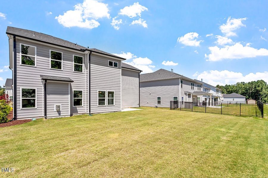 541 Henham Way_10