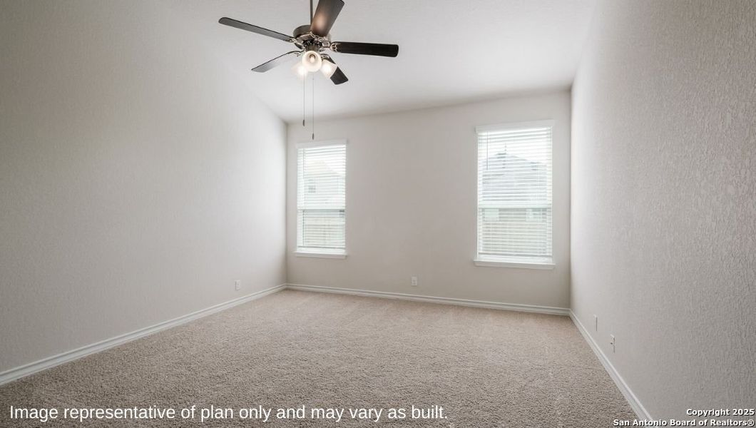 Spacious, unfurnished interior of a new home in Brookstone Creek, San Antonio (Image 14).