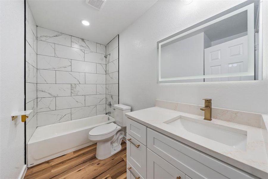 Furnished interior view inside a new home in , Waco (Image 12).