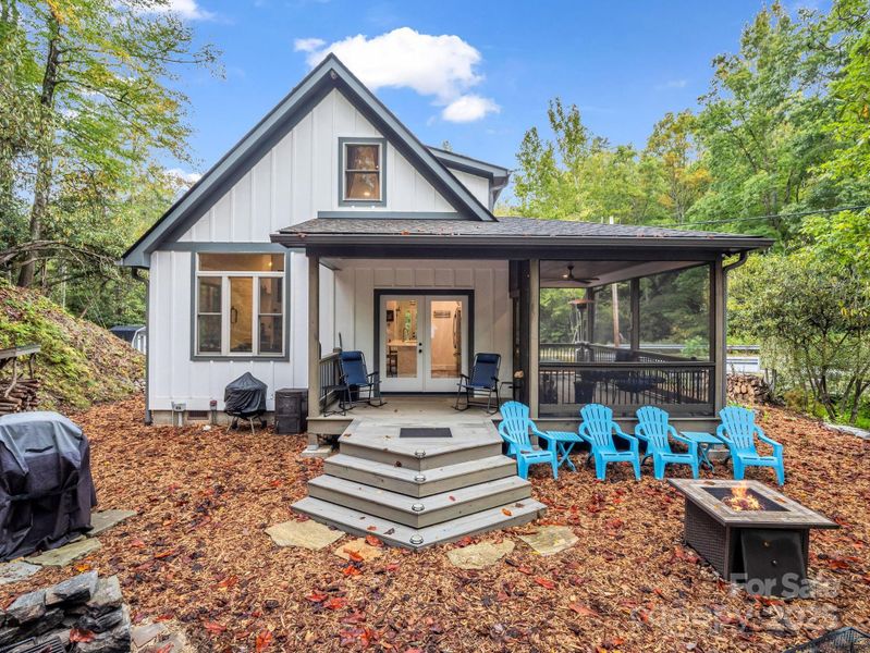 Image 37 of a home in . Image 37 of a home in .