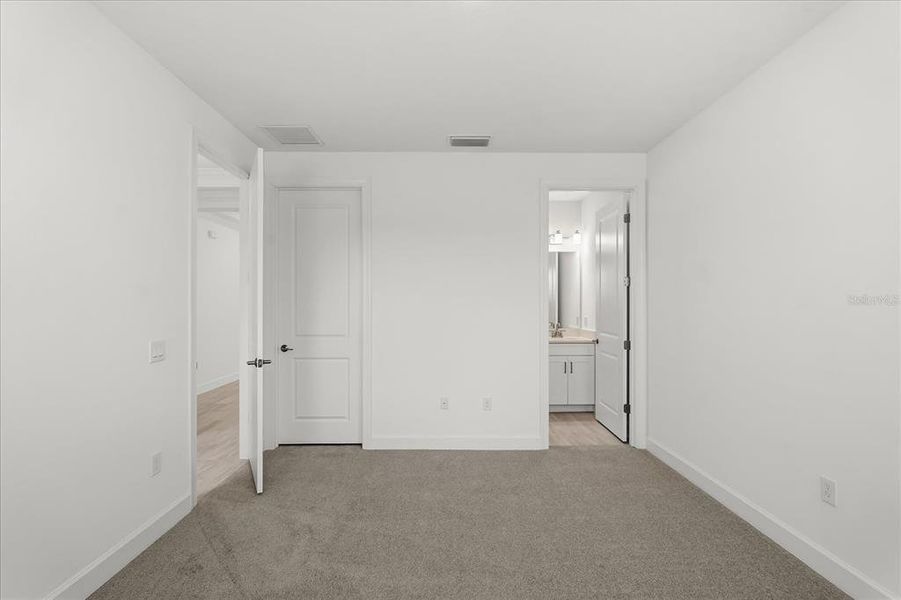 Spacious, unfurnished interior of a new home in , Kissimmee (Image 30). Spacious, unfurnished interior of a new home in , Kissimmee (Image 30).