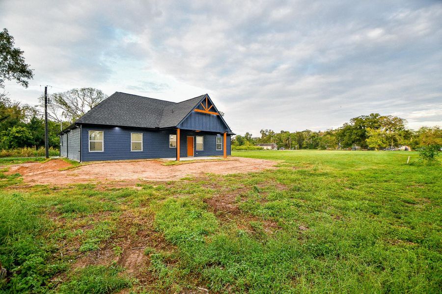 Image 29 of a home in . Image 29 of a home in .