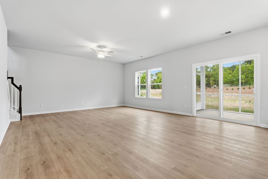 Spacious, unfurnished interior of a new home in Piper Creek, Newton (Image 25). Spacious, unfurnished interior of a new home in Piper Creek, Newton (Image 25).