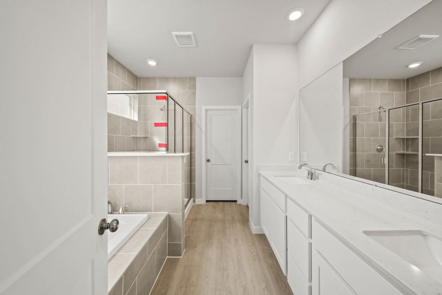 Furnished interior view inside a new home in Russell Ranch, Bay City (Image 8). Furnished interior view inside a new home in Russell Ranch, Bay City (Image 8).