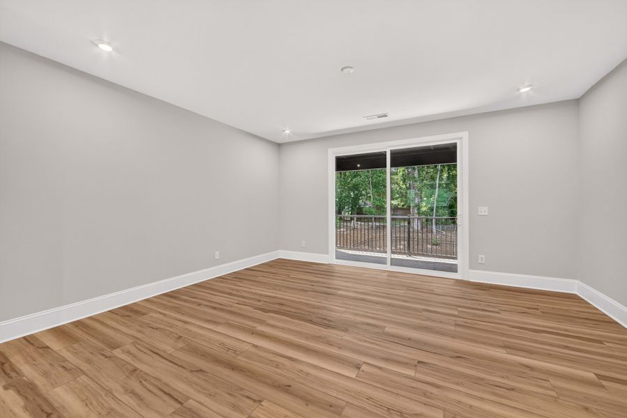 Spacious, unfurnished interior of a new home in Old Town Village, Waxhaw (Image 33). Spacious, unfurnished interior of a new home in Old Town Village, Waxhaw (Image 33).