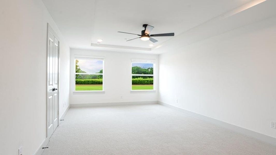 Spacious, unfurnished interior of a new home in The Abbey at Mercer Crossing, Farmers Branch (Image 18).