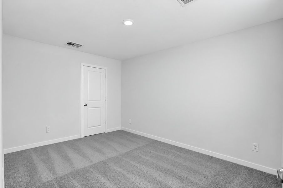 Spacious, unfurnished interior of a new home in Hockley Meadows, Hockley (Image 12).