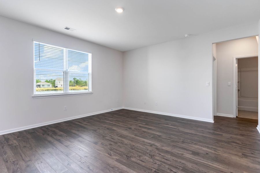 Representative unfurnished interior of a home built from the HAYDEN by D.R. Horton in South Haven, Camden (Image 12).