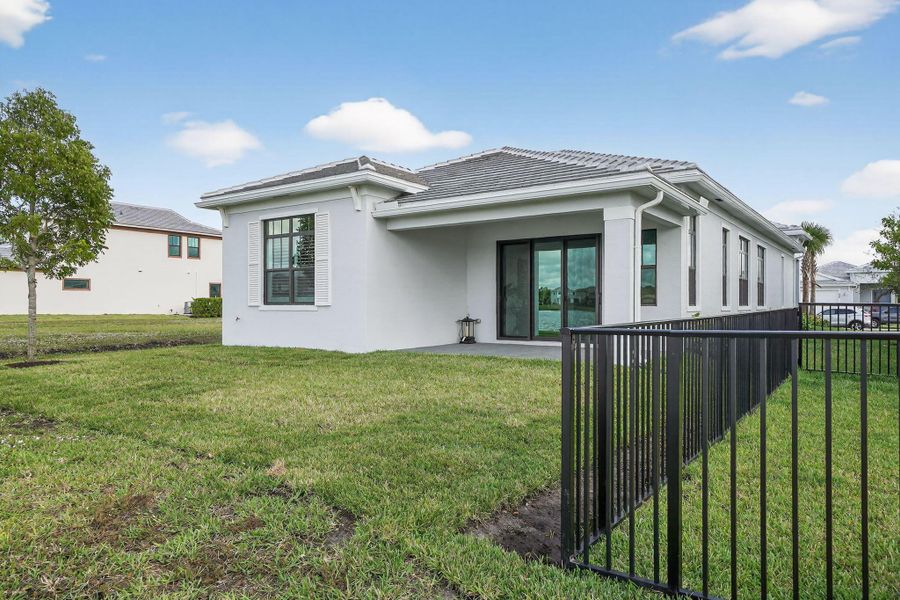 Exterior details and patio area of a home in Tesoro Club, Port St. Lucie (Image 4). Exterior details and patio area of a home in Tesoro Club, Port St. Lucie (Image 4).