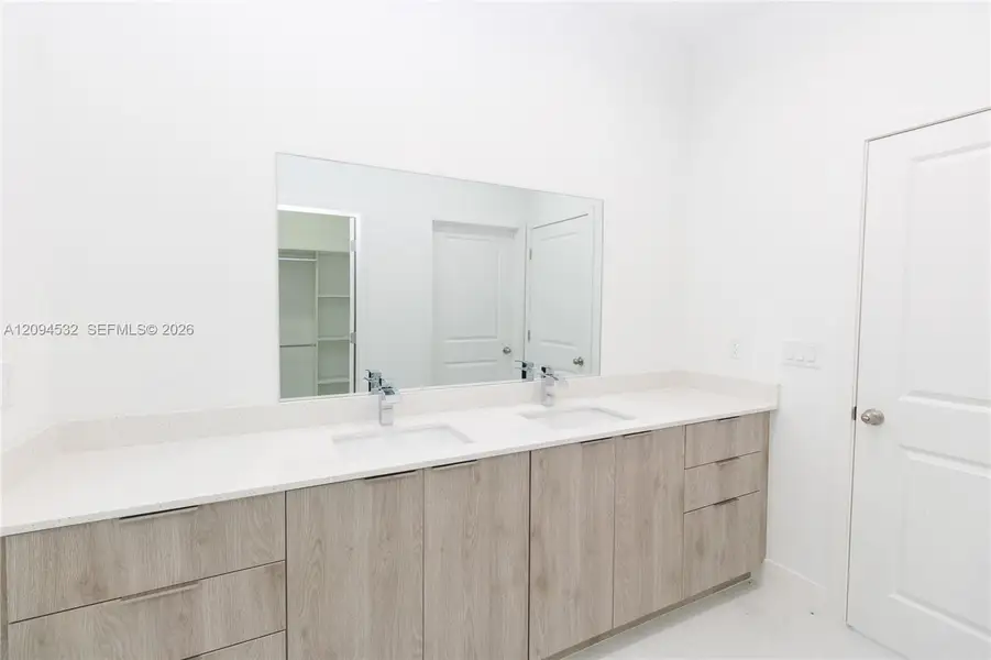Furnished interior view inside a new home in , Lehigh Acres (Image 7).