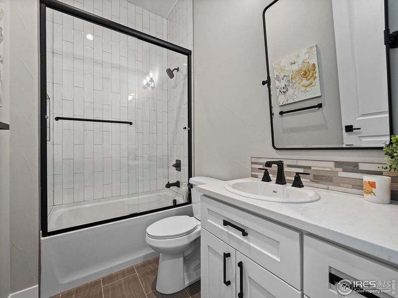 Furnished interior view inside a new home in , Berthoud (Image 32).