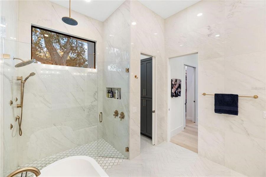 Furnished interior view inside a new home in , Sarasota (Image 62).