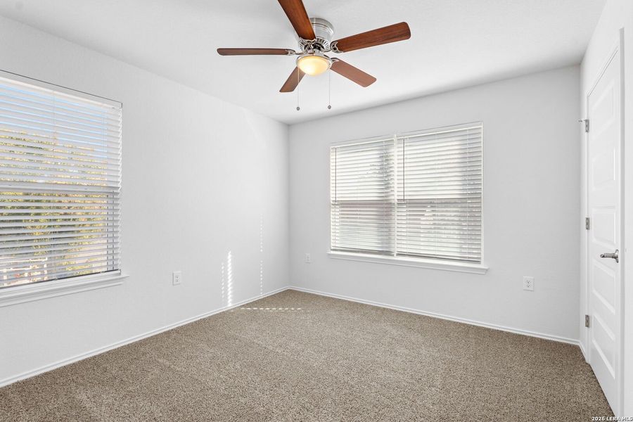 Spacious, unfurnished interior of a new home in , San Antonio (Image 16).
