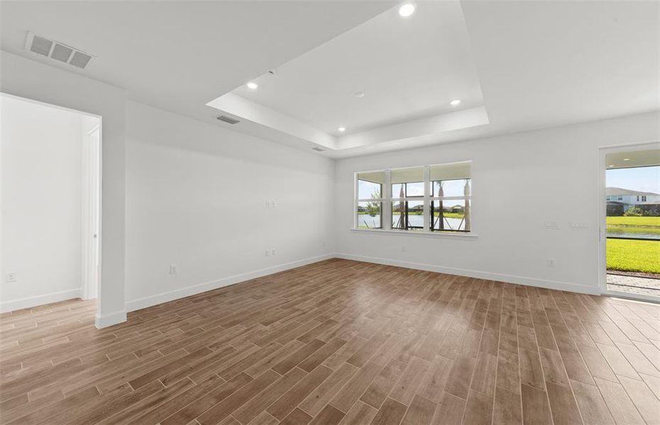 Spacious, unfurnished interior of a new home in SeaFlower, Bradenton (Image 37).