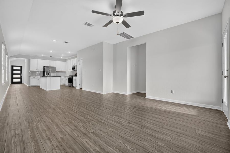 Representative unfurnished interior of a home built from the Falcon by Taylor Morrison in Stonewall Ranch, Liberty Hill (Image 8).