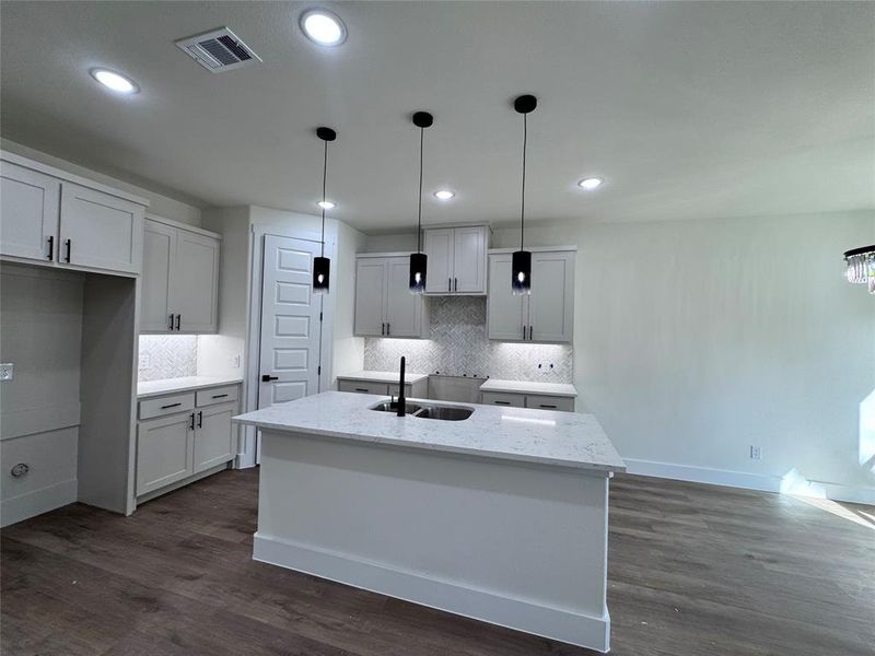 Furnished interior view inside a new home in , Dallas (Image 2). Furnished interior view inside a new home in , Dallas (Image 2).