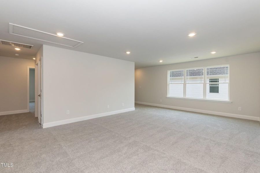 Representative unfurnished interior of a home built from the Plan 2709 by Adams Homes in Scarlett Place, Bowdon (Image 26). Representative unfurnished interior of a home built from the Plan 2709 by Adams Homes in Scarlett Place, Bowdon (Image 26).