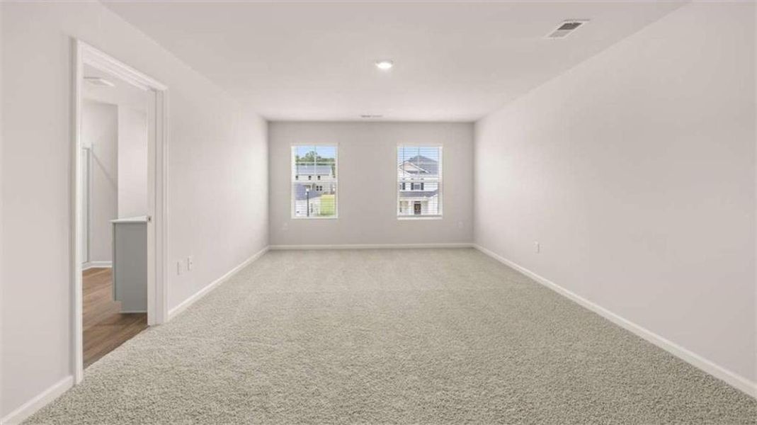 Spacious, unfurnished interior of a new home in Cedar Ridge - Locust Grove Station, Locust Grove (Image 15).