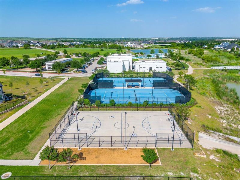 Community amenities in , Fort Worth (Image 31).