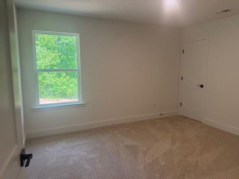 Spacious, unfurnished interior of a new home in Thunder Ridge, Dawsonville (Image 14).