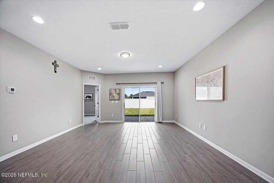 Spacious, unfurnished interior of a new home in Cordova Palms, St. Augustine (Image 13).